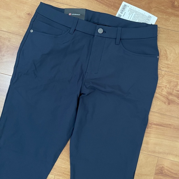 Lululemon Men ABC Slim Fit 5 Pocket Pant Navy Blue 31"W x 30"L New with Tag - Picture 5 of 7